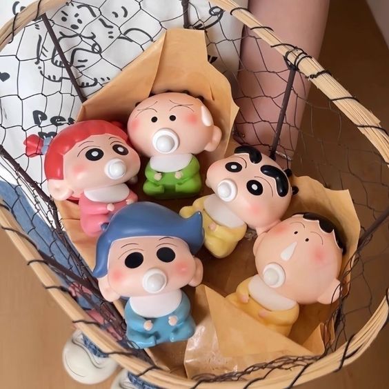 Set Of 6 Baby Shinchan Set